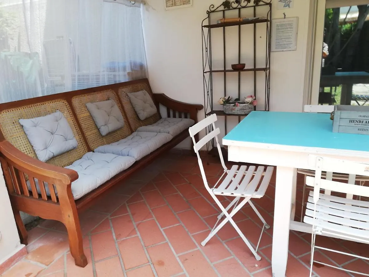 Casa Nicolò Villa Tirrenia